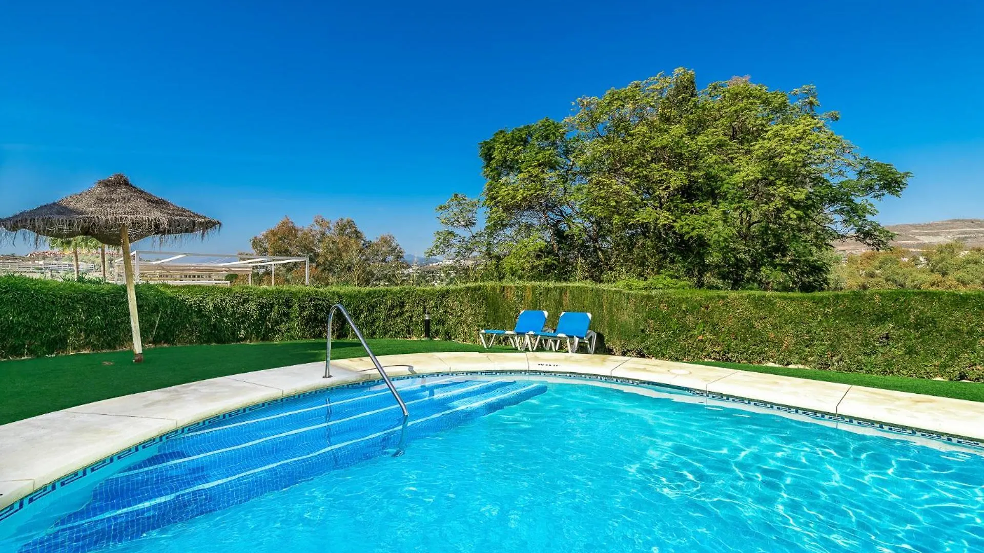 Spacy Stylish Aloha Townhouse Marbella Spain