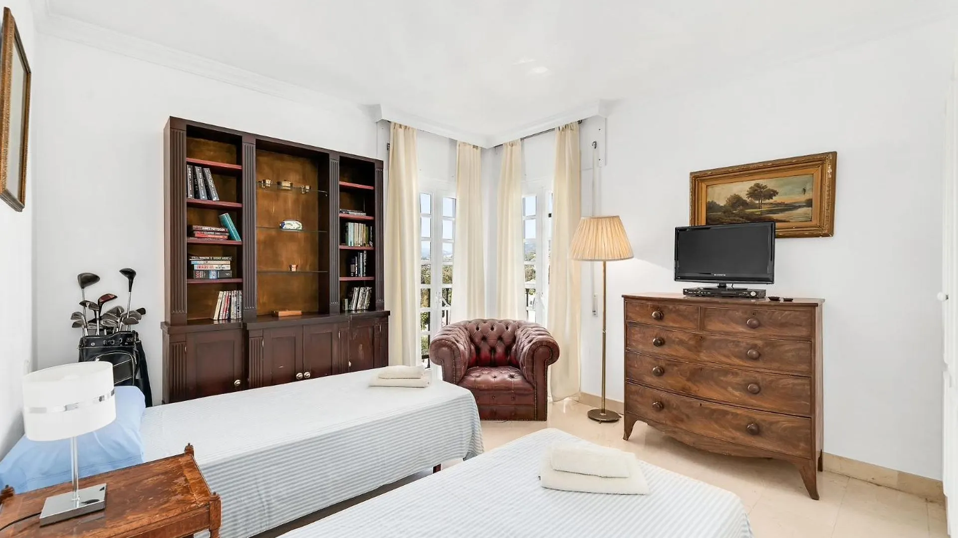 Spacy Stylish Aloha Townhouse Marbella